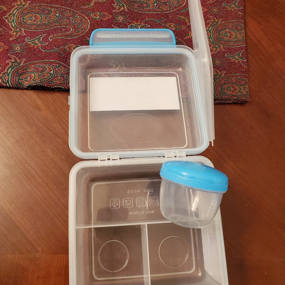 Crofton Lunch Box - Picture 4 of 5